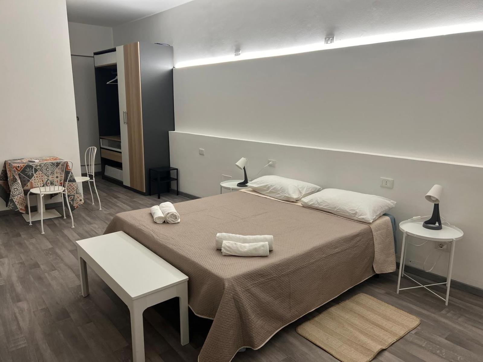 Home Restaurant Pizzeria Giardini Naxos Ngoại thất bức ảnh
